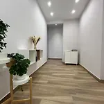 فندق مبيت وإفطار Dimora In Fiore 3*
