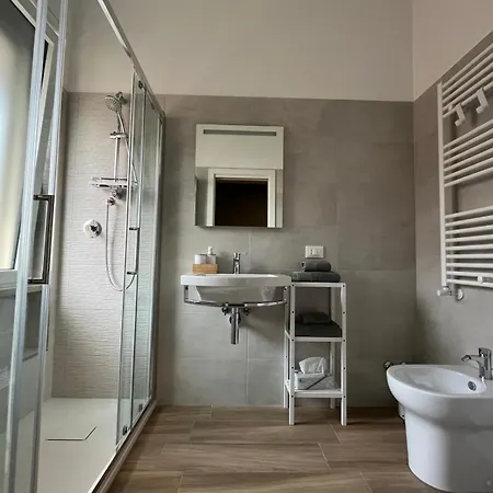 Dimora In Fiore فندق مبيت وإفطار 3*